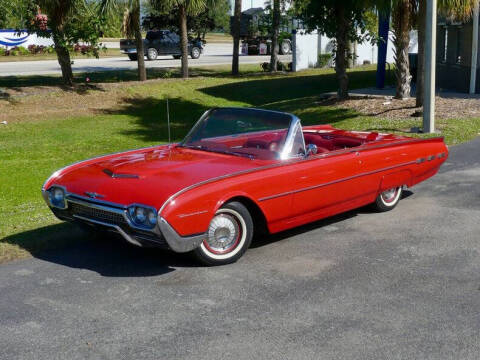 1962 Ford Thunderbird
