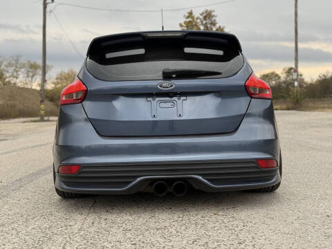 2018 Ford Focus ST