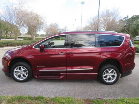 2020 Chrysler Pacifica Touring L Plus
