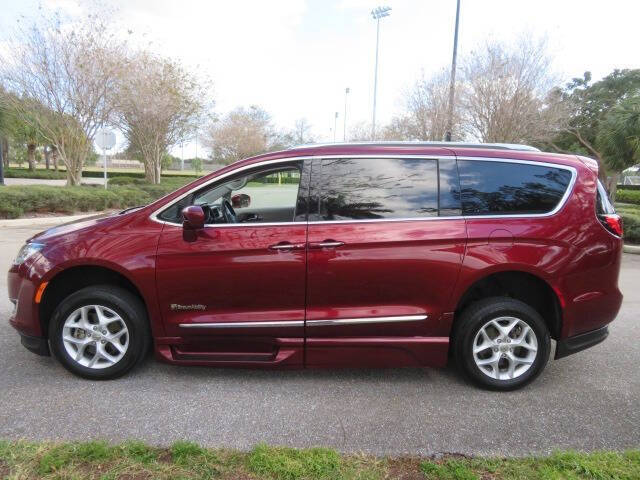 2020 Chrysler Pacifica Touring L Plus
