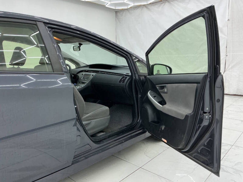 2013 Toyota Prius Two