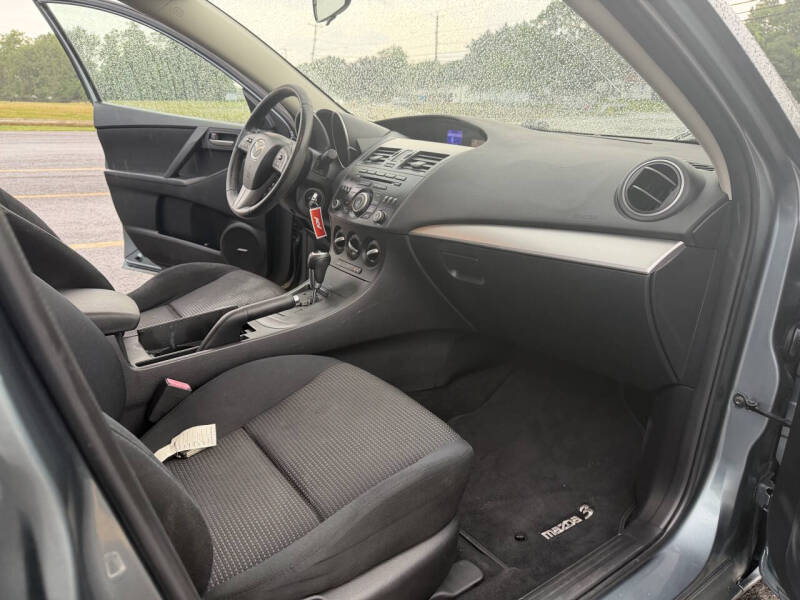 2012 Mazda MAZDA3 i Touring