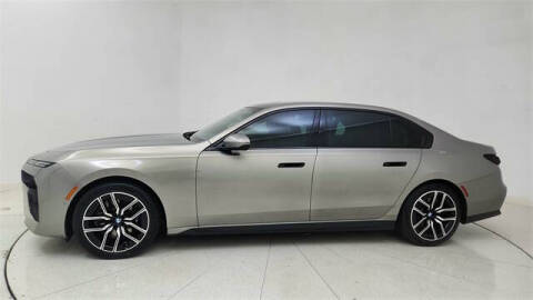 2023 BMW 7 Series 740i