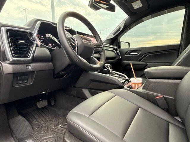 2025 GMC Canyon Elevation