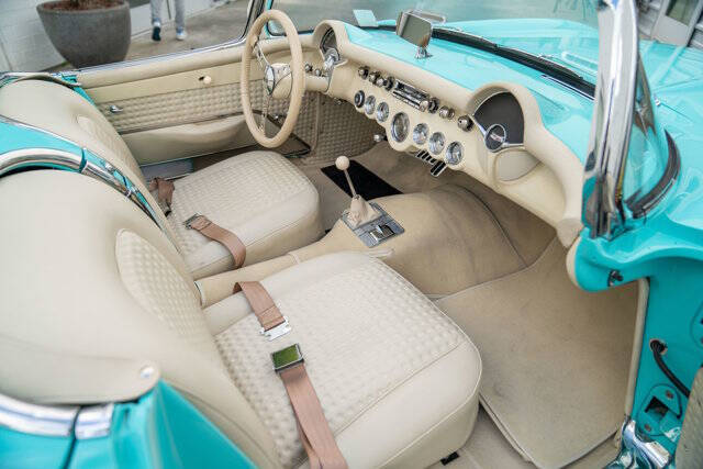 1957 Chevrolet Corvette 21