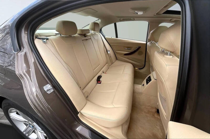 2013 BMW 3 Series 328i xDrive