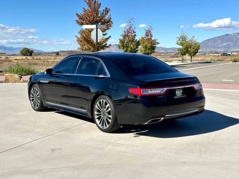 2017 Lincoln Continental Select