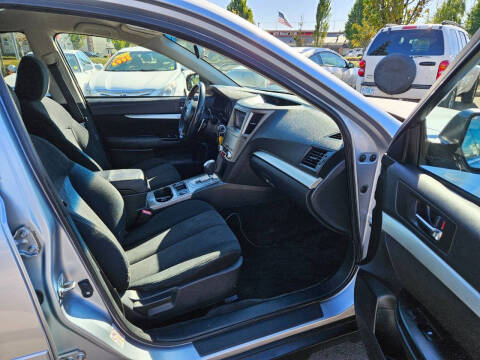 2013 Subaru Outback 2.5i Premium