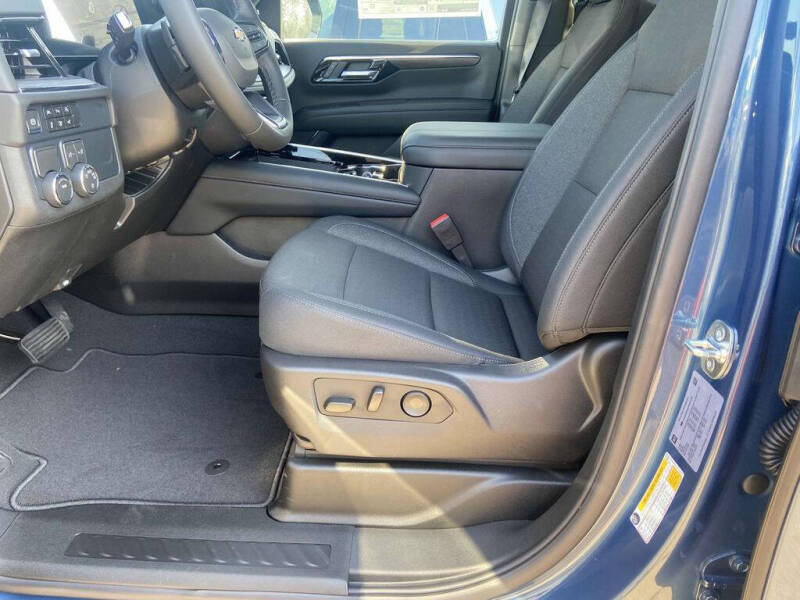 2025 Chevrolet Tahoe LS