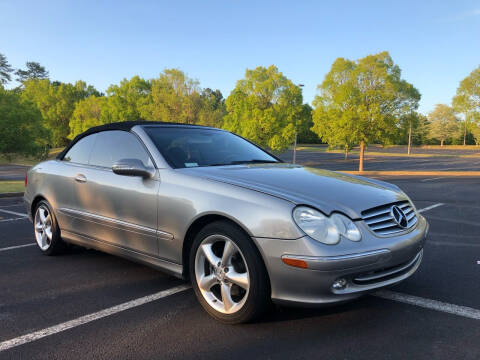 2005 Mercedes-Benz CLK for sale at Worry Free Auto Sales LLC in Woodstock GA