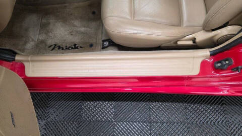 2000 Mazda MX-5 Miata