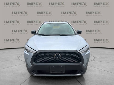 2025 Toyota Corolla Cross LE