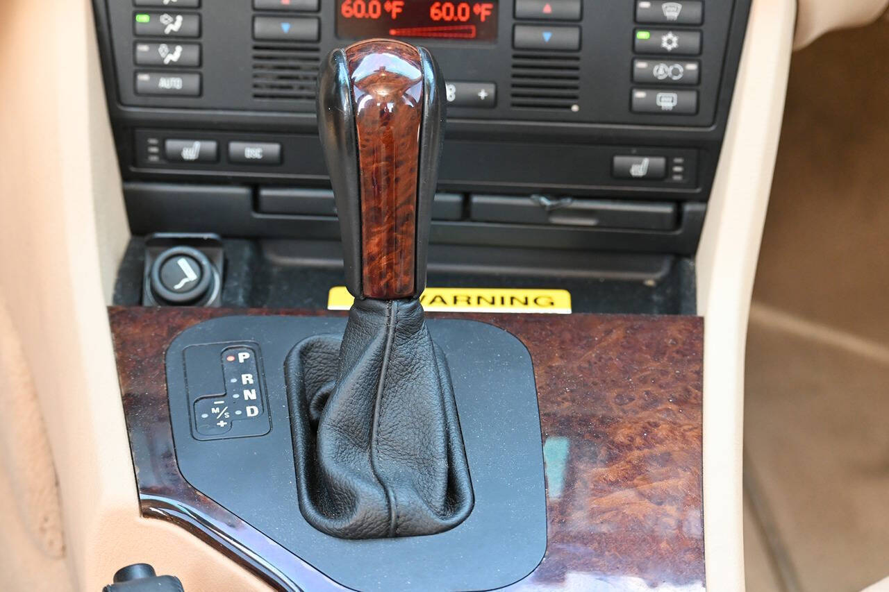 2003 BMW 5 Series 27
