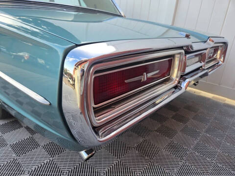 1964 Ford Thunderbird