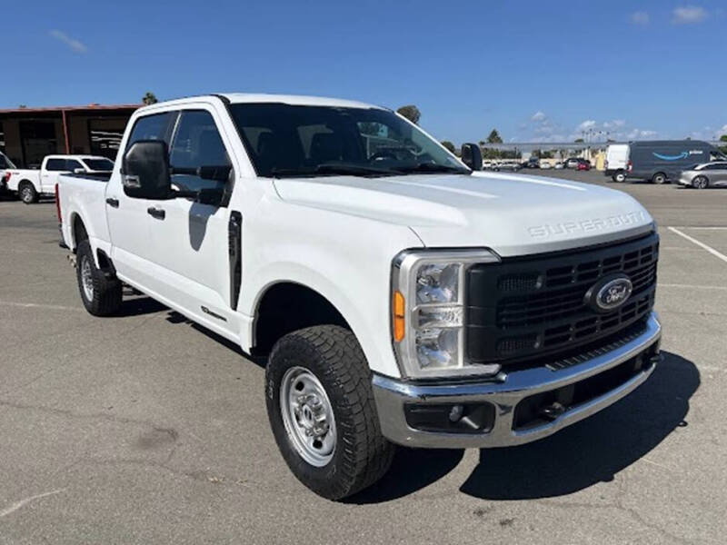 2023 Ford F-250 Super Duty XL's photo