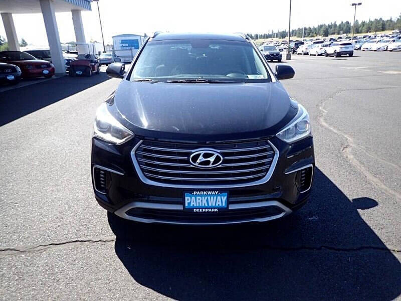 2017 Hyundai Santa Fe SE