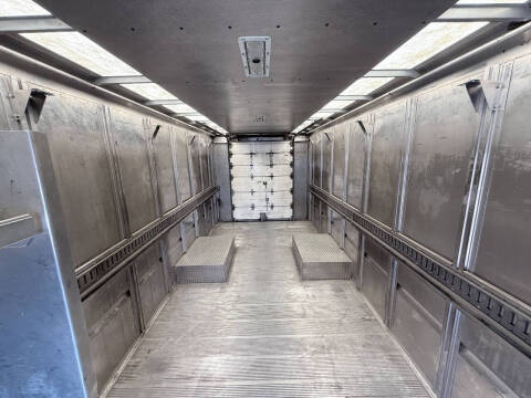 2010 Freightliner MT45 Chassis