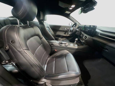 2024 Ford Mustang EcoBoost Premium