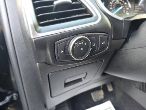 2017 Ford Edge Titanium