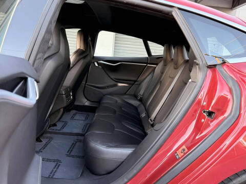2016 Tesla Model S