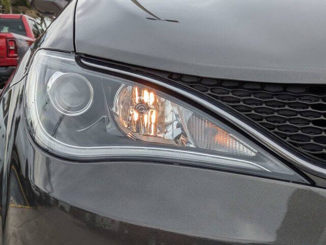 2018 Chrysler Pacifica Touring Plus