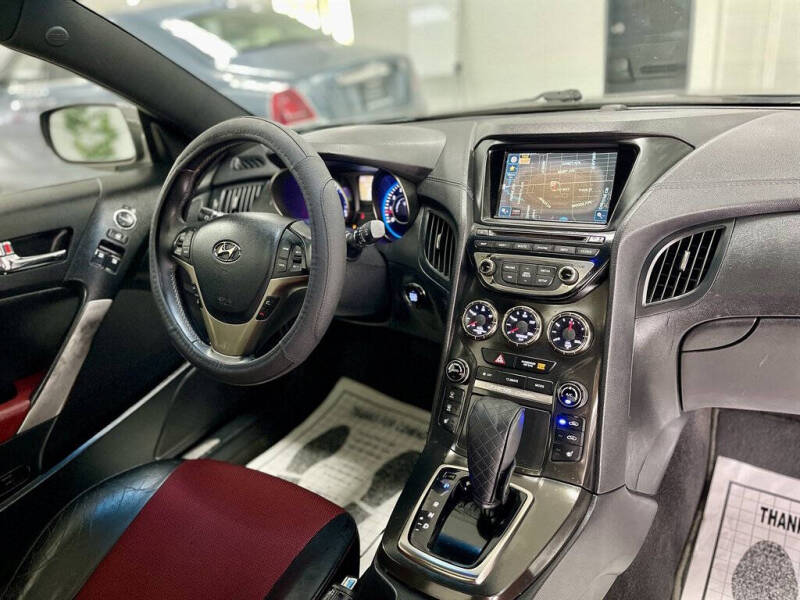 2013 Hyundai Genesis Coupe 3.8 Grand Touring