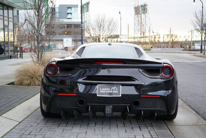 2016 Ferrari 488 GTB