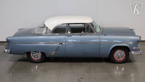 1954 Ford Crestline