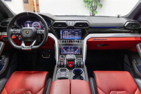 2020 Lamborghini Urus