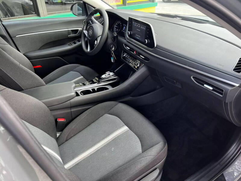 2021 Hyundai Sonata SE