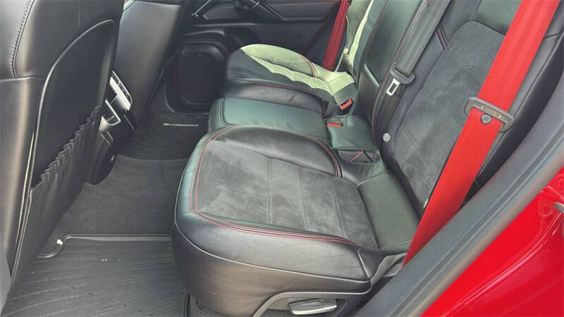 2016 Porsche Cayenne GTS