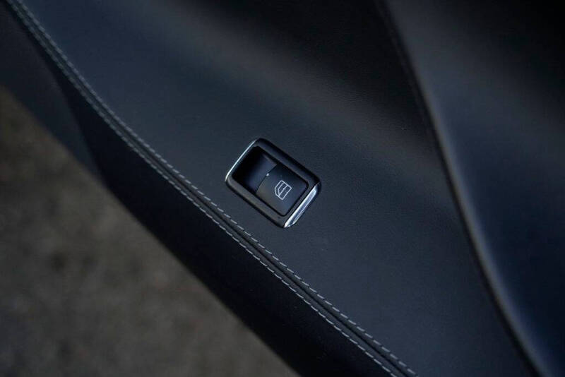 2017 Tesla Model S 75D