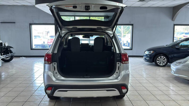 2020 Mitsubishi Outlander