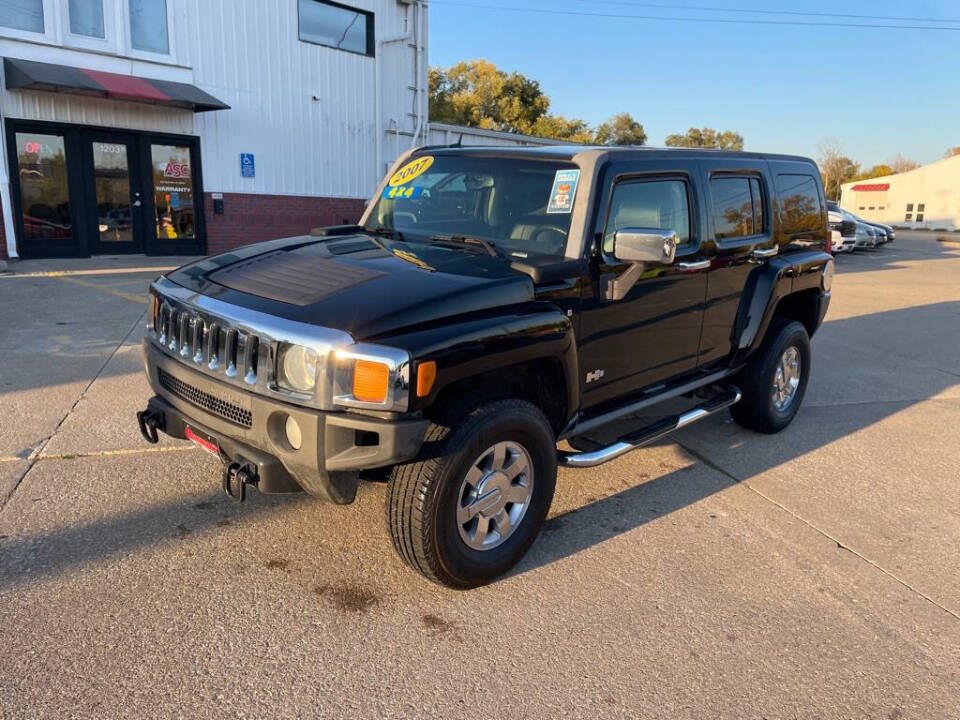 2007 HUMMER H3 for sale at Martinson's Used Cars in Altoona, IA