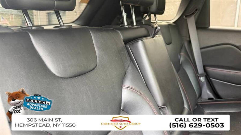 2022 Jeep Cherokee Trailhawk