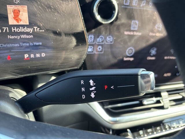 2025 Chevrolet Equinox EV LT 1