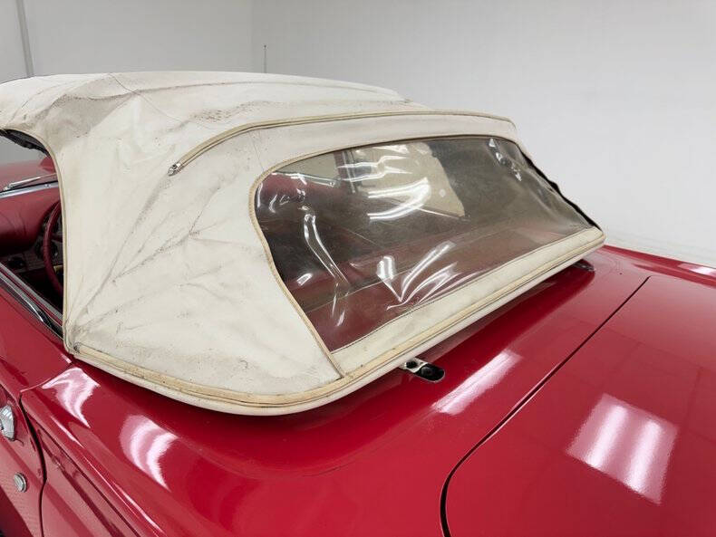 1957 Ford Thunderbird