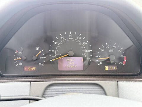 2000 Mercedes-Benz E-Class E 320
