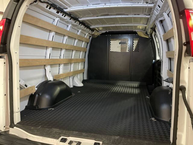 2023 Chevrolet Express 2500