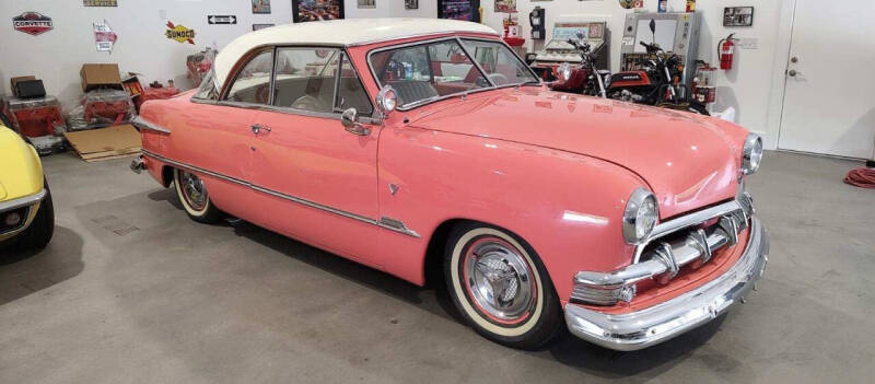 1951 Ford Crown Victoria
