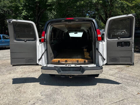 2017 Chevrolet Express LT 3500