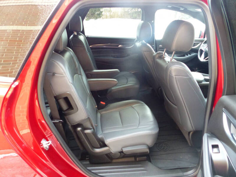 2022 Buick Enclave Essence