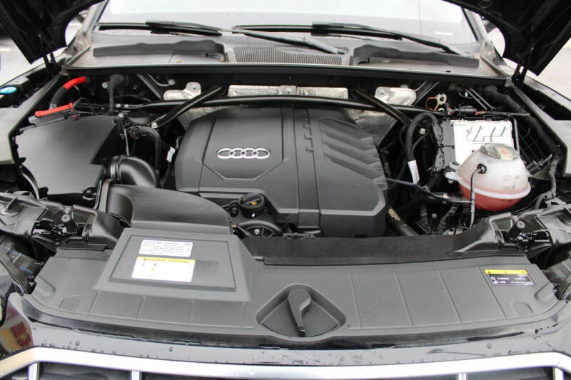 2021 Audi Q5 quattro Premium 45 TFSI