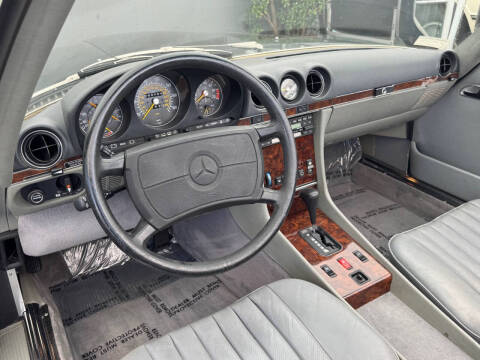1987 Mercedes-Benz 560-Class 560 SL