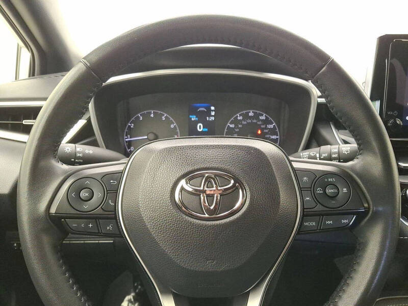 2024 Toyota Corolla Hatchback SE