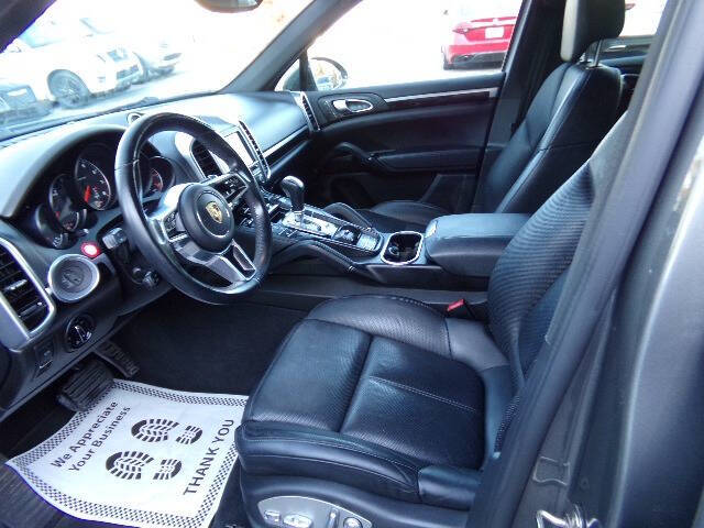 2016 Porsche Cayenne