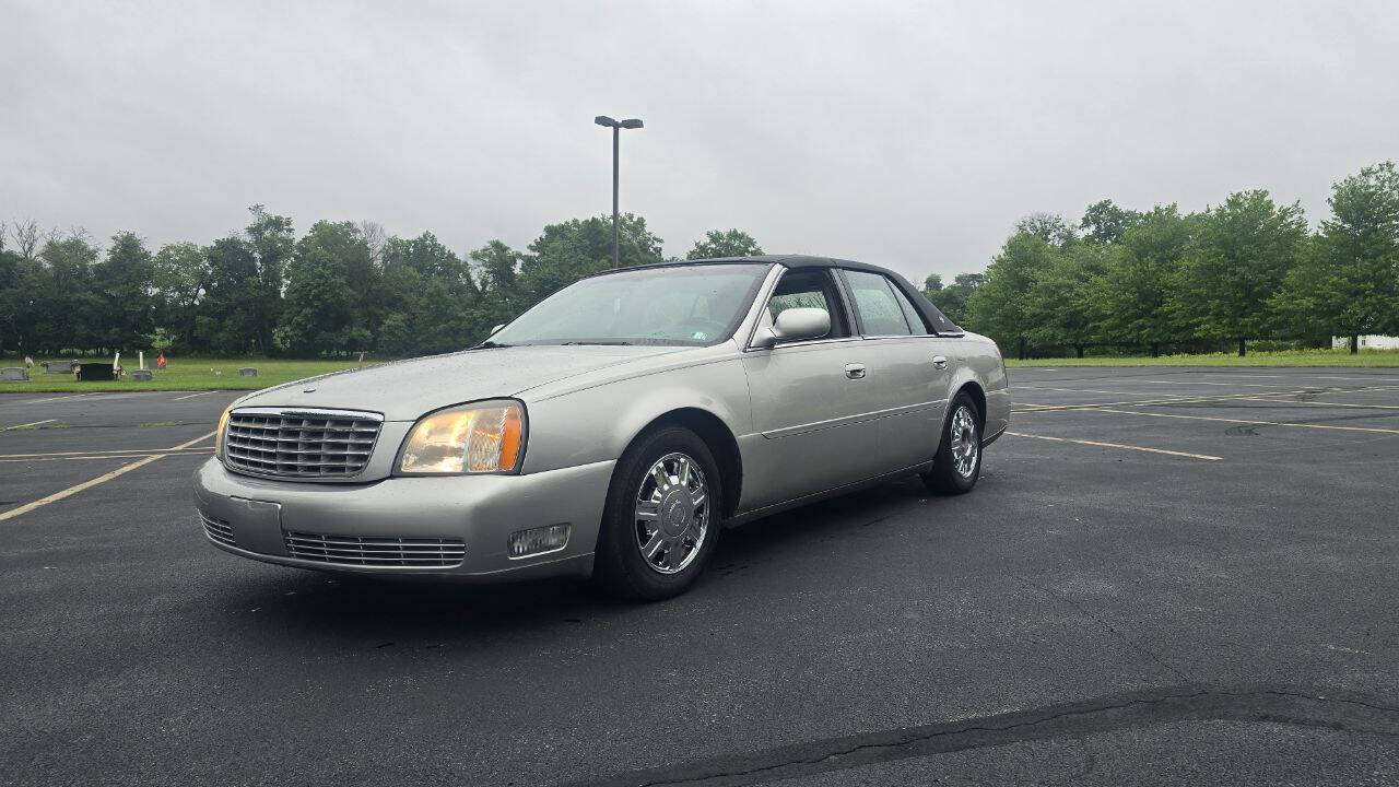 Silver 2004 Cadillac DeVille Base 4dr Sedan 2