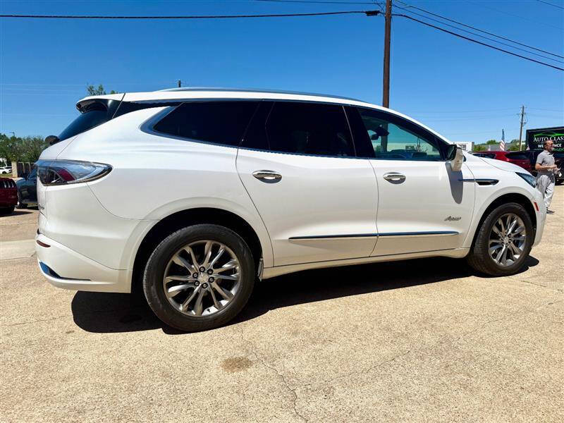 2022 Buick Enclave Avenir