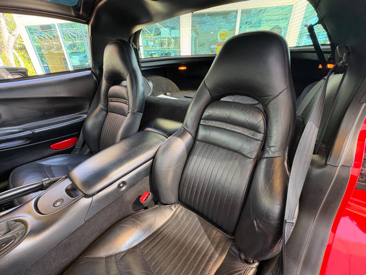 1998 Chevrolet Corvette 25