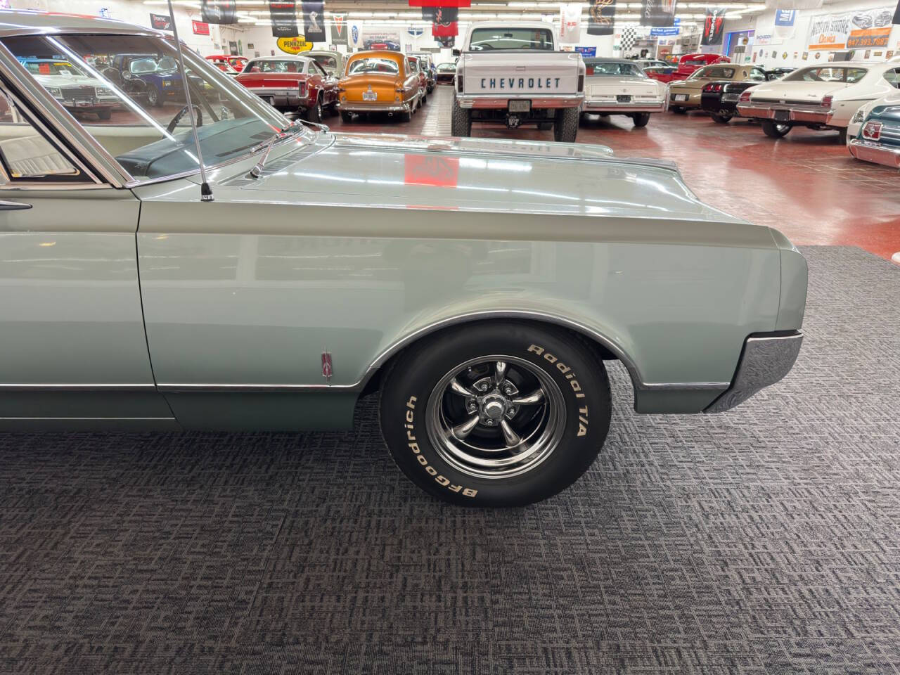 1965 OLDSMOBILE DYNAMIC 88 30
